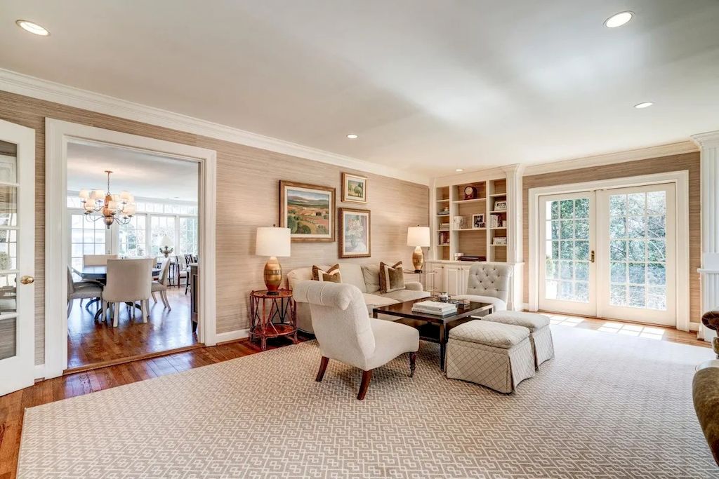 The Home in Virginia is a luxurious home for you to enjoy relaxing moments with family and friends now available for sale. This home located at 2001-2007 Whiteoaks Dr, Alexandria, Virginia; offering 07 bedrooms and 08 bathrooms with 6,450 square feet of living spaces.