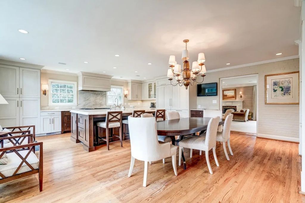 The Home in Virginia is a luxurious home for you to enjoy relaxing moments with family and friends now available for sale. This home located at 2001-2007 Whiteoaks Dr, Alexandria, Virginia; offering 07 bedrooms and 08 bathrooms with 6,450 square feet of living spaces.