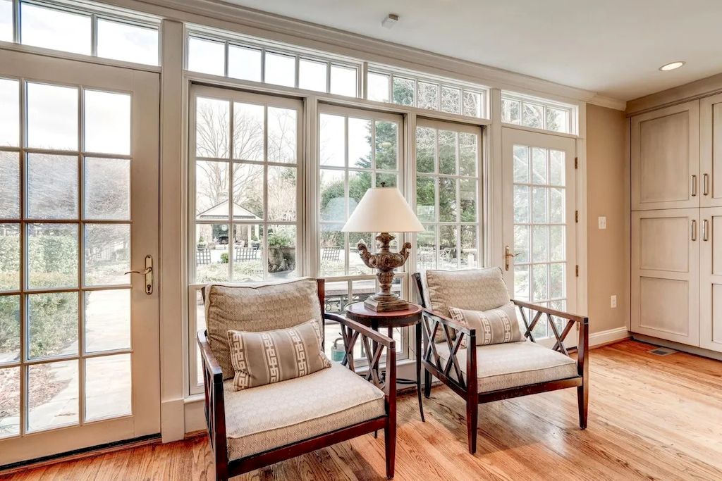 The Home in Virginia is a luxurious home for you to enjoy relaxing moments with family and friends now available for sale. This home located at 2001-2007 Whiteoaks Dr, Alexandria, Virginia; offering 07 bedrooms and 08 bathrooms with 6,450 square feet of living spaces.