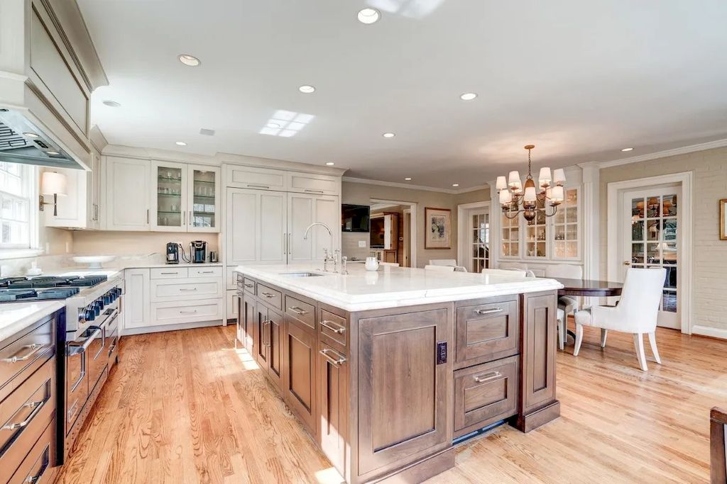 The Home in Virginia is a luxurious home for you to enjoy relaxing moments with family and friends now available for sale. This home located at 2001-2007 Whiteoaks Dr, Alexandria, Virginia; offering 07 bedrooms and 08 bathrooms with 6,450 square feet of living spaces.