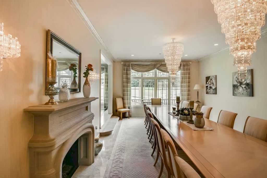 The Home in Michigan is a luxurious home possessing a lovely courtyard with fountain and refined interiors now available for sale. This home located at 1100 Orchard Ridge Rd, Bloomfield Hills, Michigan; offering 06 bedrooms and 11 bathrooms with 14,900 square feet of living spaces.