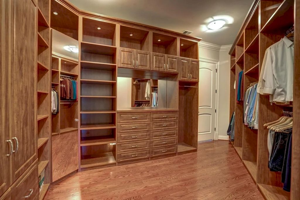 The Home in Virginia is a luxurious home with advanced home automation and security now available for sale. This home located at 8334 Alvord St, McLean, Virginia; offering 06 bedrooms and 11 bathrooms with 13,258 square feet of living spaces.