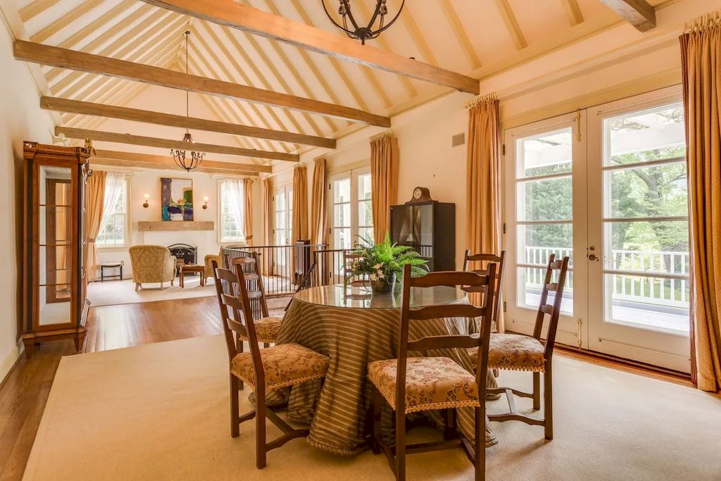 The Home in Virginia is a luxurious estate surrounded by 360 degree mountain view now available for sale. This home located at 61 Deerfield Ln, Sperryville, Virginia; offering 05 bedrooms and 05 bathrooms with 7,892 square feet of living spaces. 