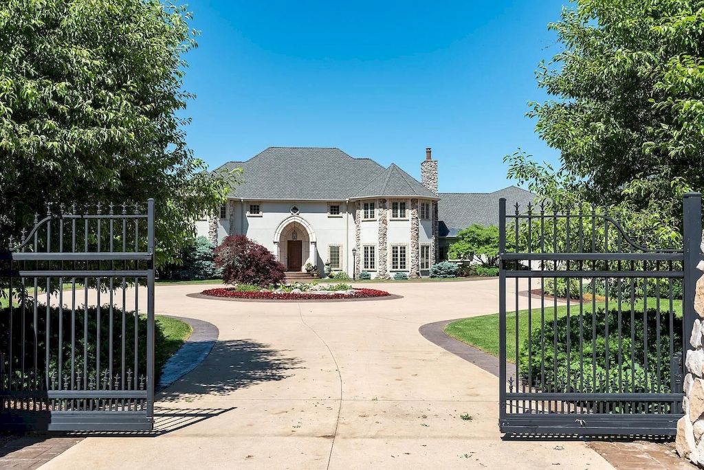 The Home in Michigan is a luxurious home featuring large rooms, oak floors, high ceilings and so forth now available for sale. This home located at 61963 Pheasant Pointe Dr, Sturgis, Michigan; offering 08 bedrooms and 08 bathrooms with 15,172 square feet of living spaces. 