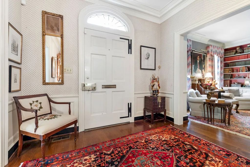 The Home in North Carolina is a luxurious home which brings comfortable ambiance with its classic design and tasteful detail now available for sale. This home located at 1520 Jarvis St, Raleigh, North Carolina; offering 04 bedrooms and 04 bathrooms with 4,361 square feet of living spaces.