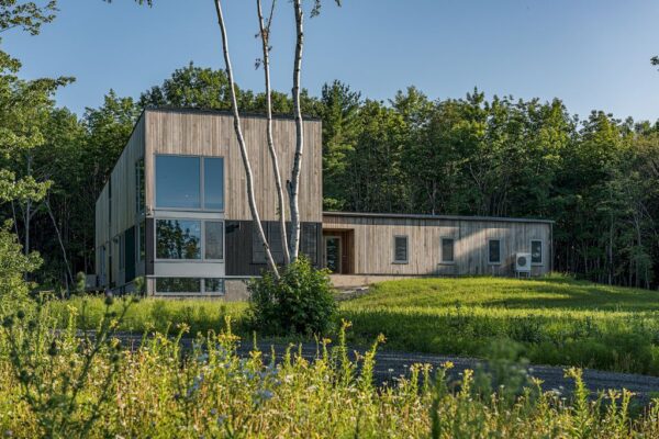 Two Rocks House, a warm and comfortable passive House by Habit Studio ...