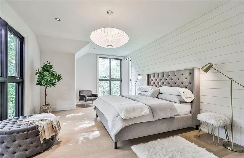 The Gothic Revival Style Property in Ontario is renovated to preserve its old-world charm now available for sale. This home located at 205 Trafalgar Rd S, Oakville, ON L6J 3G9, Canada