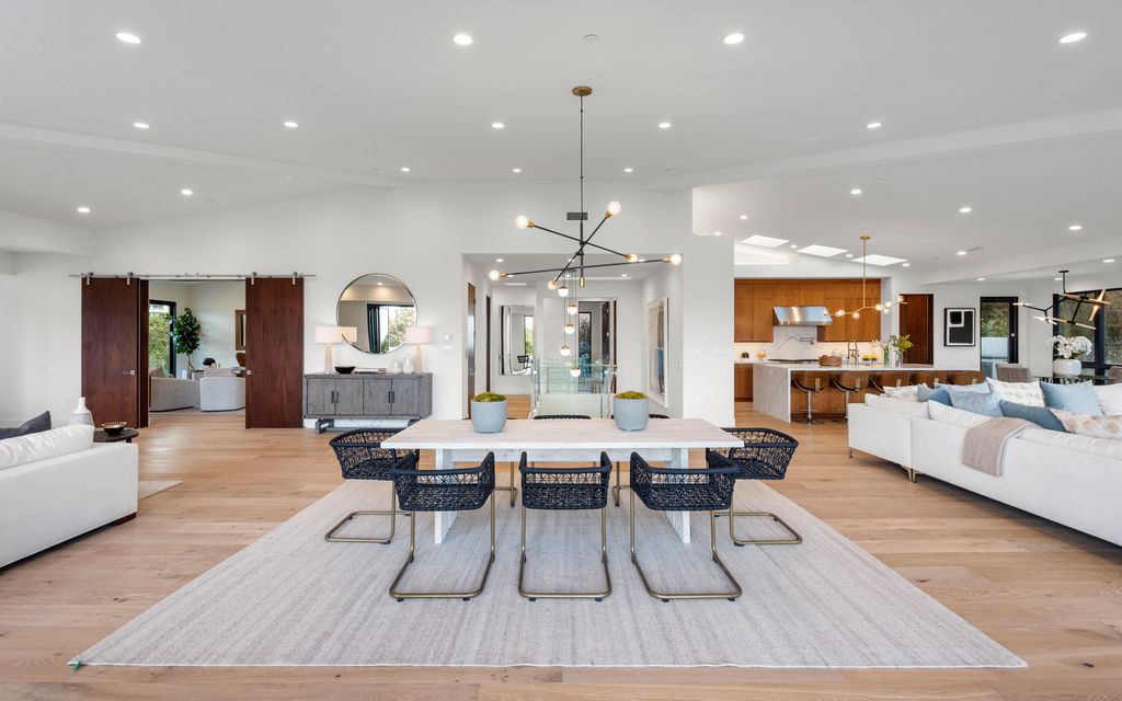 The Home in Palos Verdes Estates with meticulously designed open floor plan offers seamless indoor outdoor living throughout now available for sale. This house located at 905 Via Del Monte, Palos Verdes Estates, California