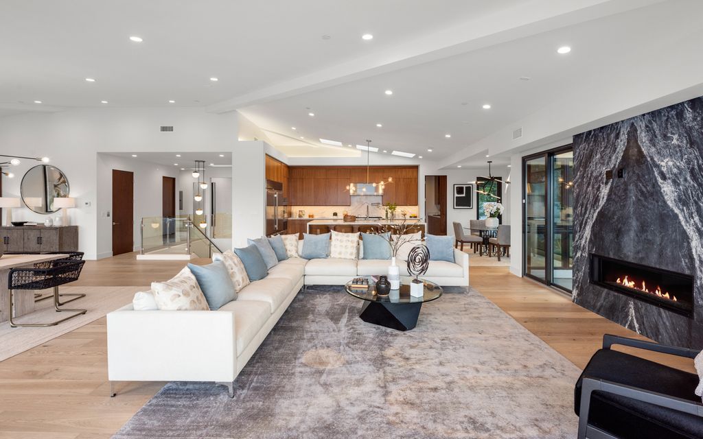 The Home in Palos Verdes Estates with meticulously designed open floor plan offers seamless indoor outdoor living throughout now available for sale. This house located at 905 Via Del Monte, Palos Verdes Estates, California
