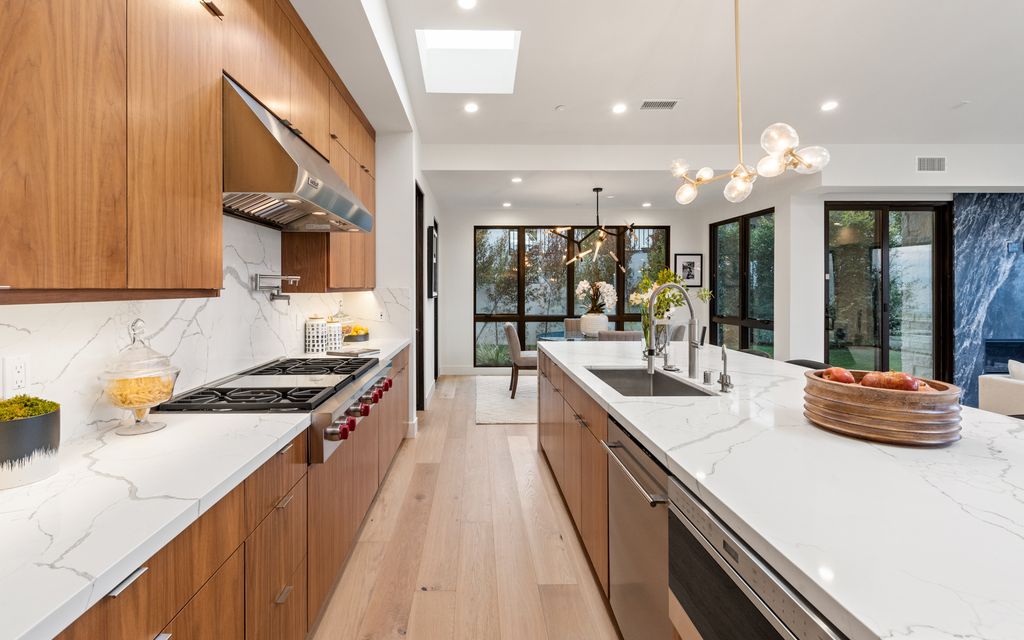 The Home in Palos Verdes Estates with meticulously designed open floor plan offers seamless indoor outdoor living throughout now available for sale. This house located at 905 Via Del Monte, Palos Verdes Estates, California