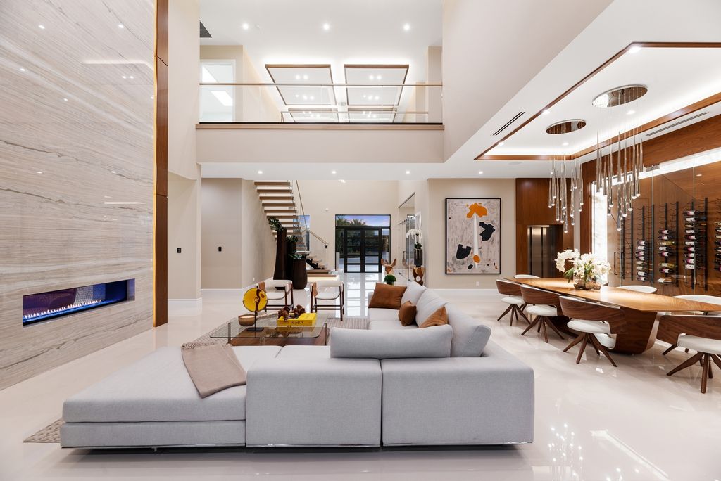 The Home in Fort Lauderdale is a recently completed brand new custom construction with no detail or budget spared now available for sale. This house located at 4028 Country Club Ln, Fort Lauderdale, Florida