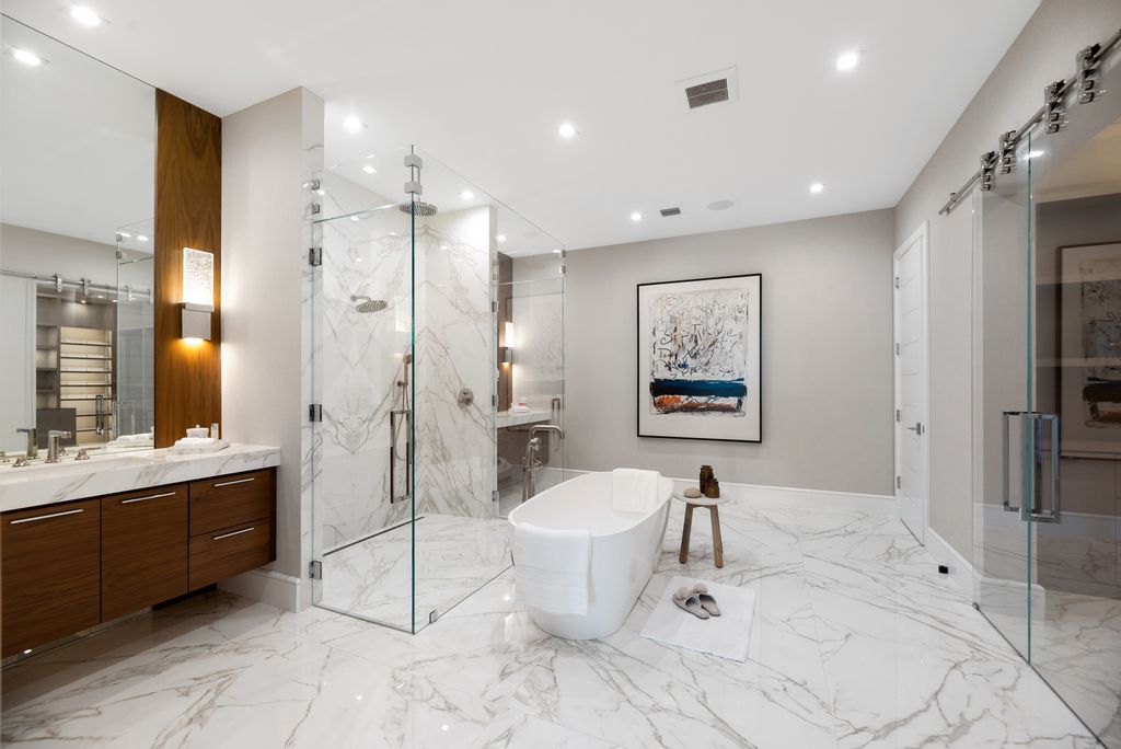 The Home in Fort Lauderdale is a recently completed brand new custom construction with no detail or budget spared now available for sale. This house located at 4028 Country Club Ln, Fort Lauderdale, Florida
