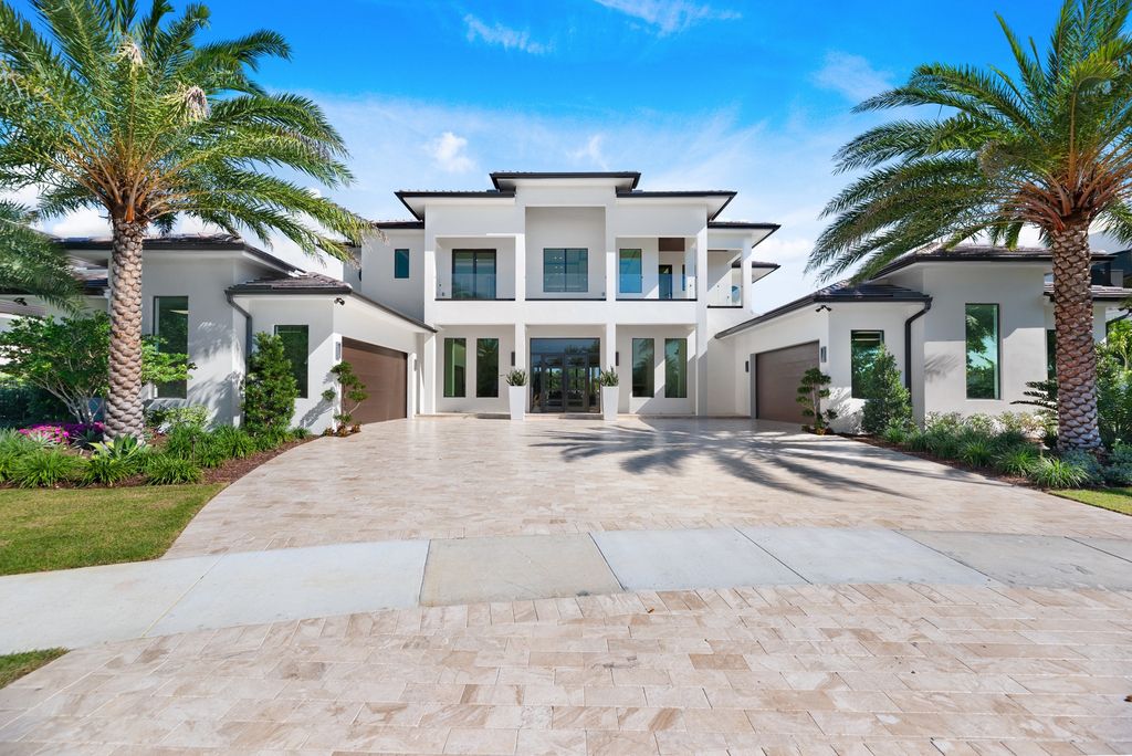The Home in Fort Lauderdale is a recently completed brand new custom construction with no detail or budget spared now available for sale. This house located at 4028 Country Club Ln, Fort Lauderdale, Florida