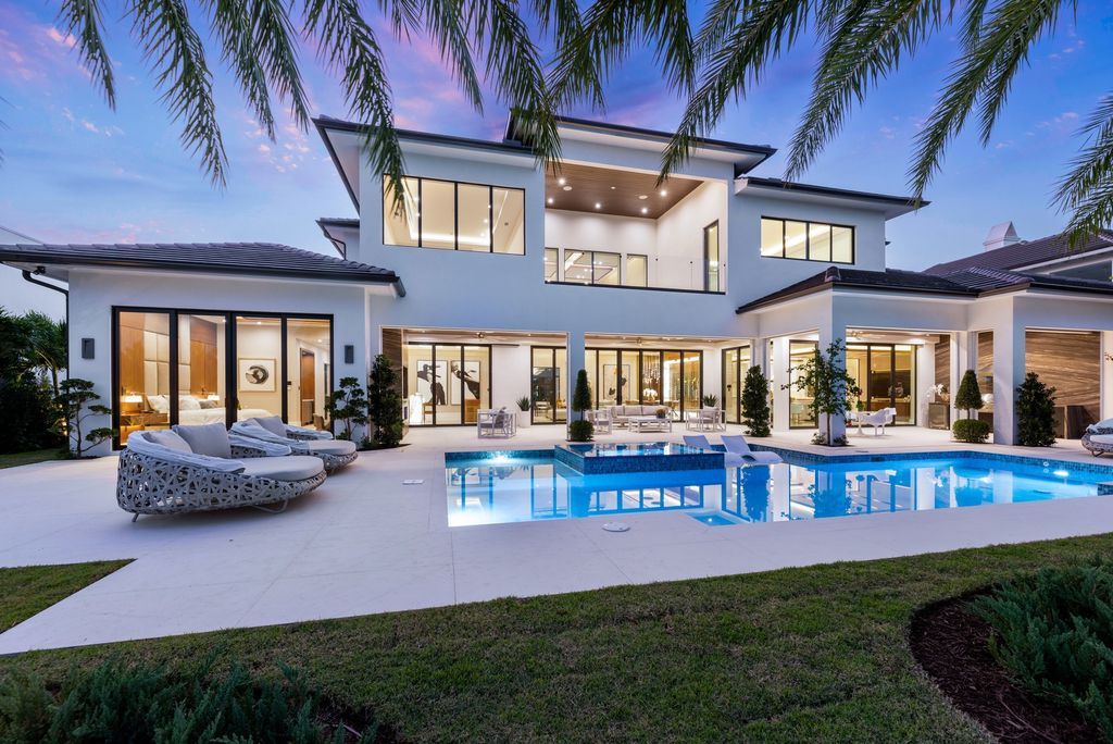 The Home in Fort Lauderdale is a recently completed brand new custom construction with no detail or budget spared now available for sale. This house located at 4028 Country Club Ln, Fort Lauderdale, Florida