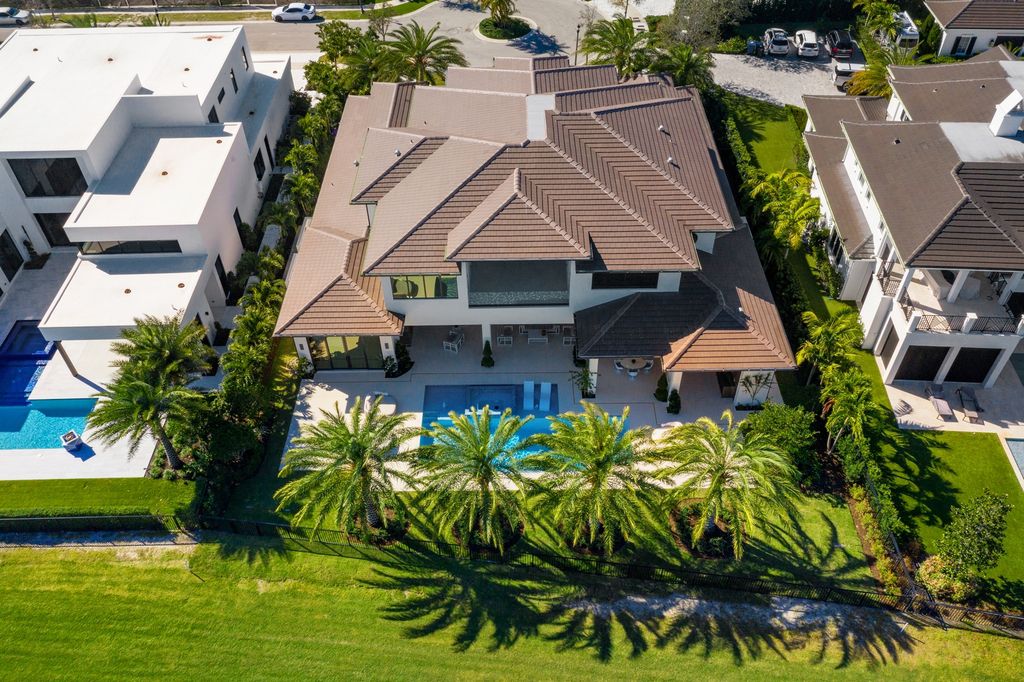 The Home in Fort Lauderdale is a recently completed brand new custom construction with no detail or budget spared now available for sale. This house located at 4028 Country Club Ln, Fort Lauderdale, Florida
