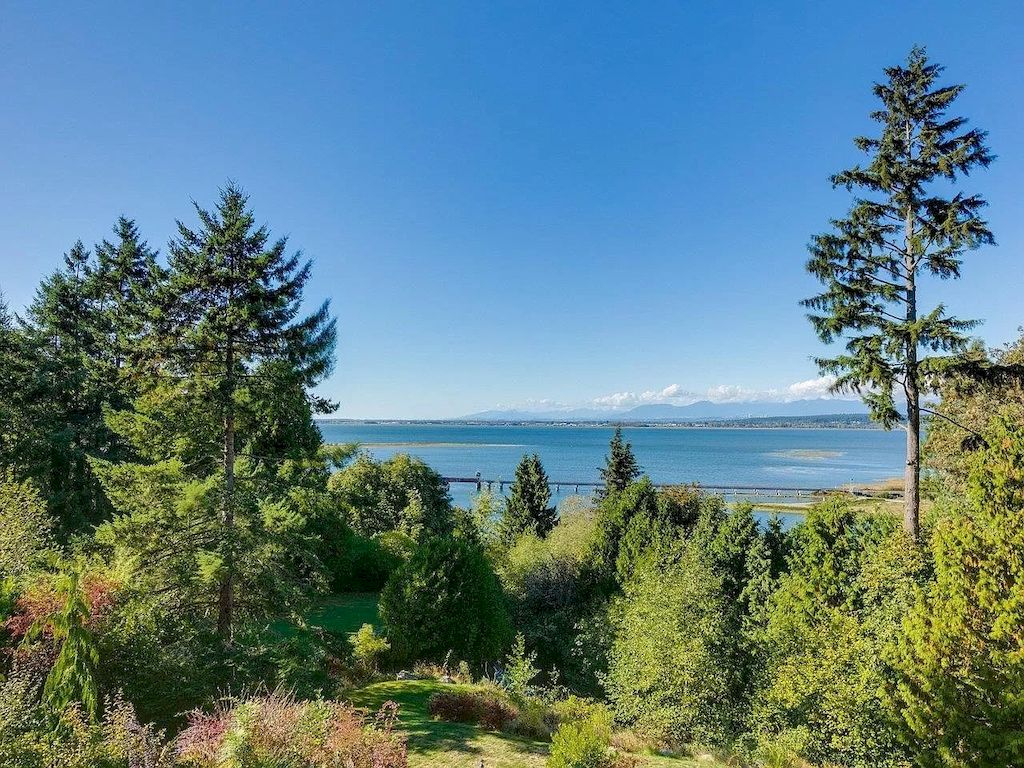 The Property in Surrey is 4th largest Waterfront estate on the Prestigious Crescent Road now available for sale