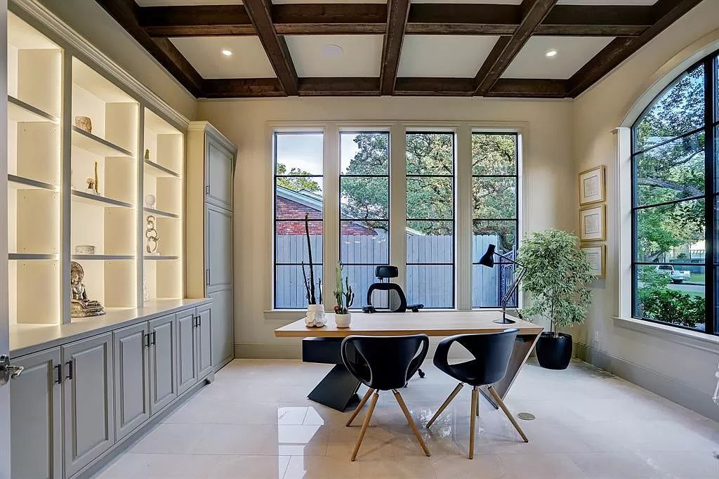 The Home in Houston is an impressive & recently constructed masterpiece by Stacey Fine Homes nestled in a beautiful & quiet part of Tanglewood now available for sale. This home located at 5804 Bayou Glen Rd, Houston, Texas