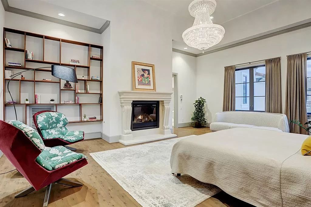 The Home in Houston is an impressive & recently constructed masterpiece by Stacey Fine Homes nestled in a beautiful & quiet part of Tanglewood now available for sale. This home located at 5804 Bayou Glen Rd, Houston, Texas