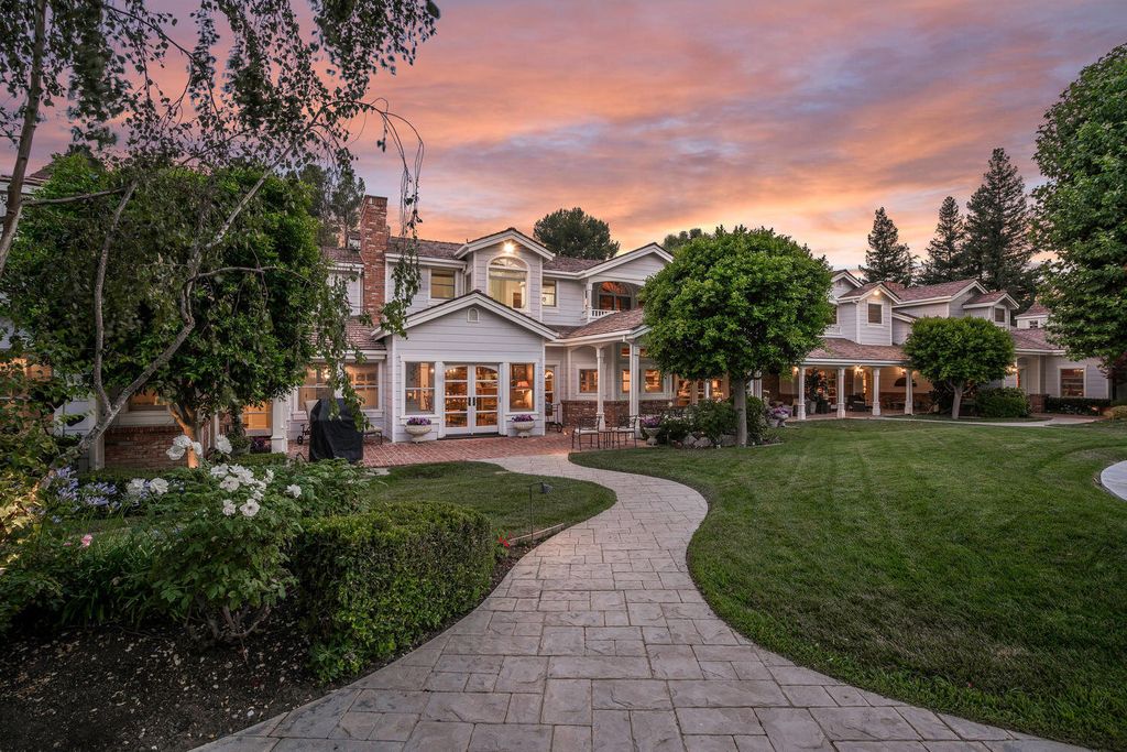 The House in Hidden Hills is an incredible estate has been transformed into a modern-transitional feel with a huge circular driveway now available for sale. This home located at 24733 Long Valley Rd, Hidden Hills, California