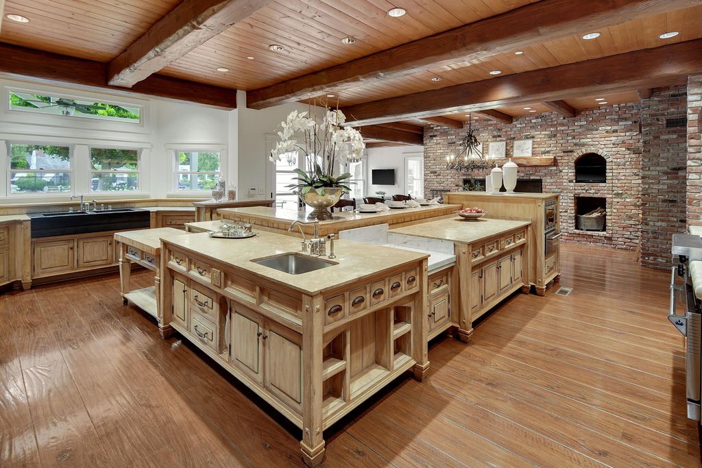 The House in Hidden Hills is an incredible estate has been transformed into a modern-transitional feel with a huge circular driveway now available for sale. This home located at 24733 Long Valley Rd, Hidden Hills, California