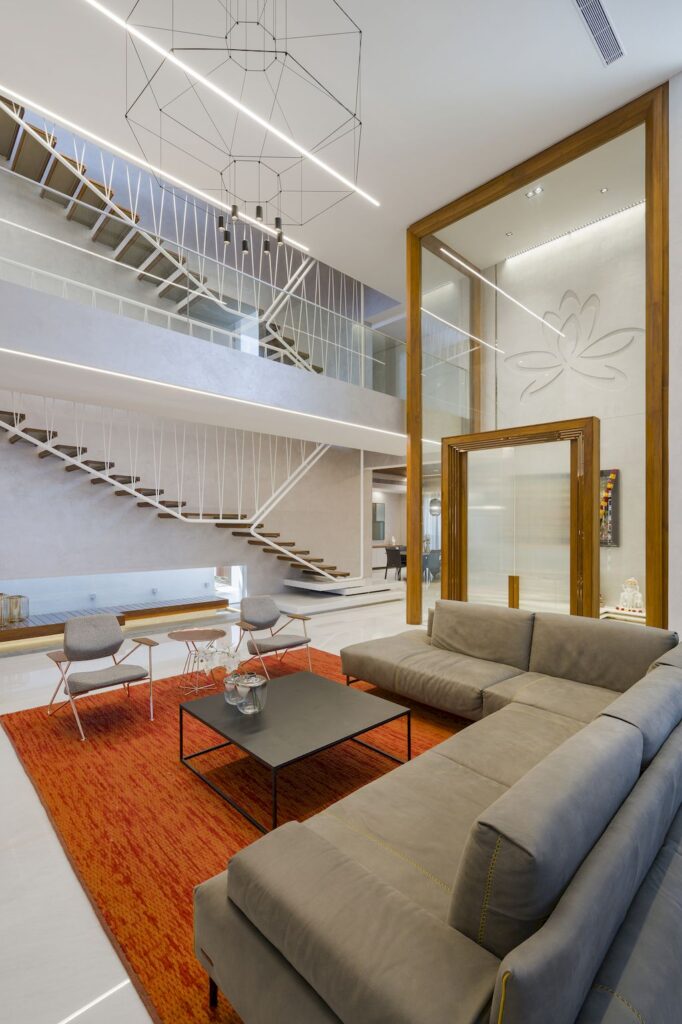 Beautiful House with futuristic white facade for unique exterior by Cadence 7