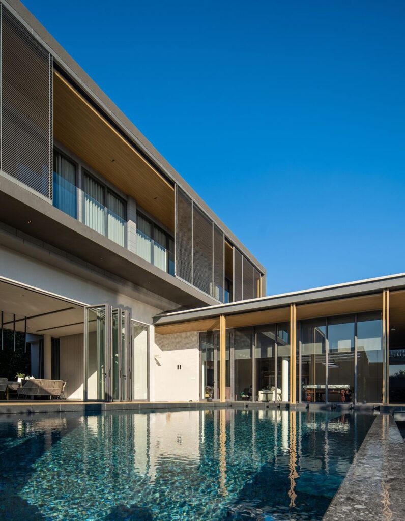 Casa Pattaya Shows the Laid-back of Nature in Thailand by MakeAscene