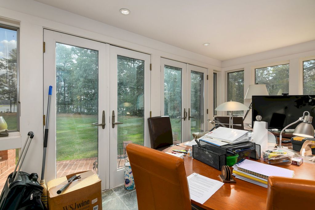 The Home in Maryland is a luxurious home with 300 windows now available for sale. This home located at 10205 Kintore Dr, Easton, Maryland; offering 05 bedrooms and 08 bathrooms with 10,302 square feet of living spaces. 