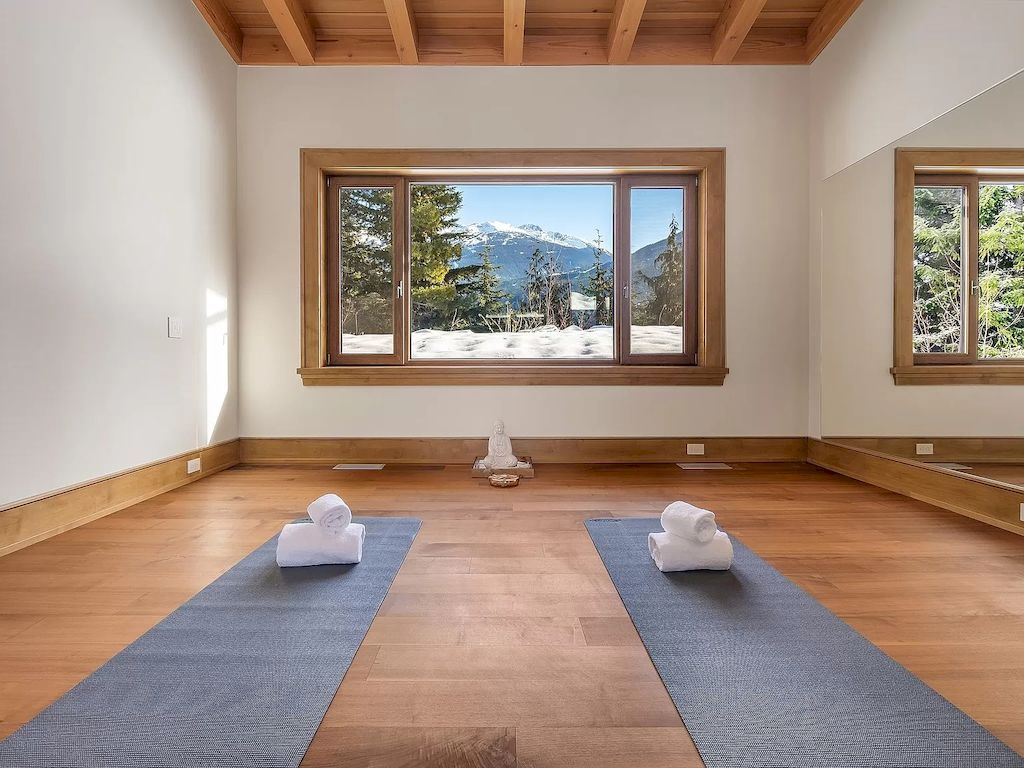 The Whistler Estate provides the alpine views from all directions through floor to ceiling windows and bask in the sunlight from sunrise to sunset home now available for sale