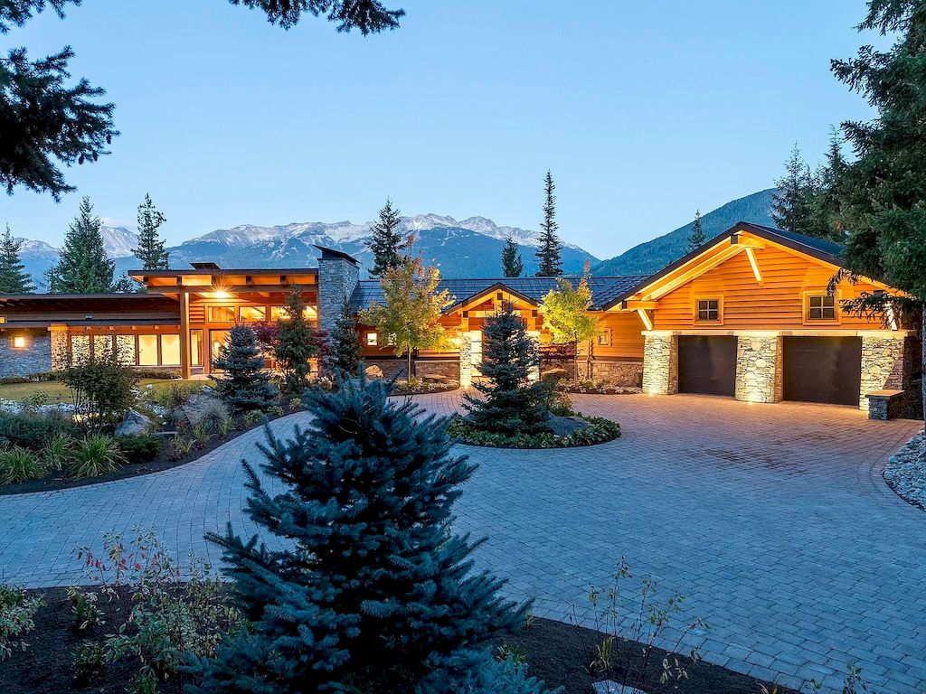 The Whistler Estate provides the alpine views from all directions through floor to ceiling windows and bask in the sunlight from sunrise to sunset home now available for sale