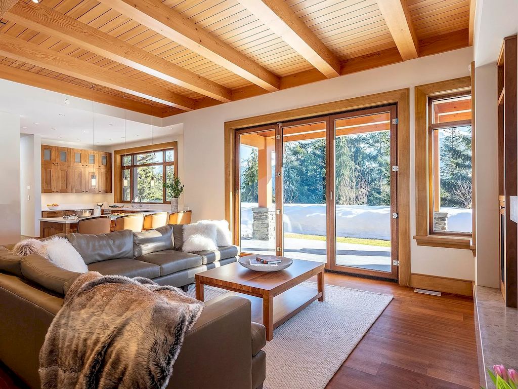 The Whistler Estate provides the alpine views from all directions through floor to ceiling windows and bask in the sunlight from sunrise to sunset home now available for sale
