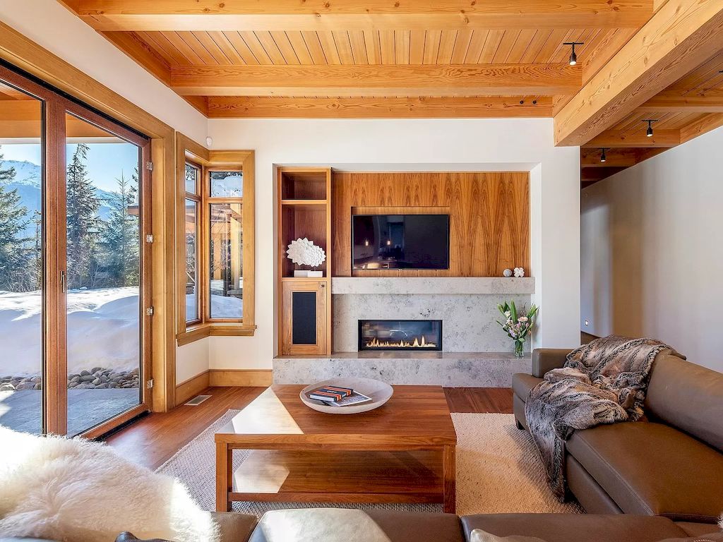 The Whistler Estate provides the alpine views from all directions through floor to ceiling windows and bask in the sunlight from sunrise to sunset home now available for sale