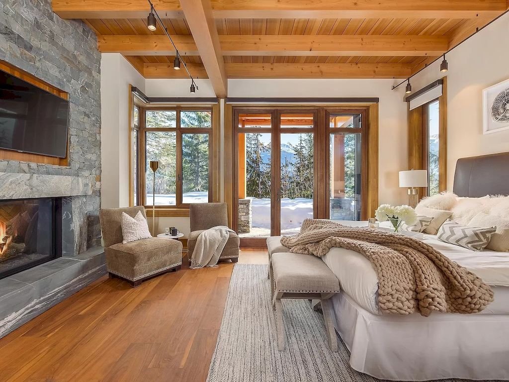 The Whistler Estate provides the alpine views from all directions through floor to ceiling windows and bask in the sunlight from sunrise to sunset home now available for sale