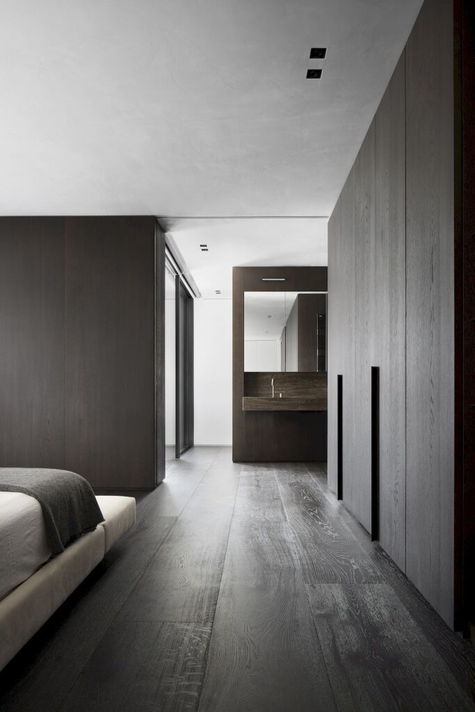 Fluid Home with flexible multifunctional spaces in Italy by Alessandro Isola 18