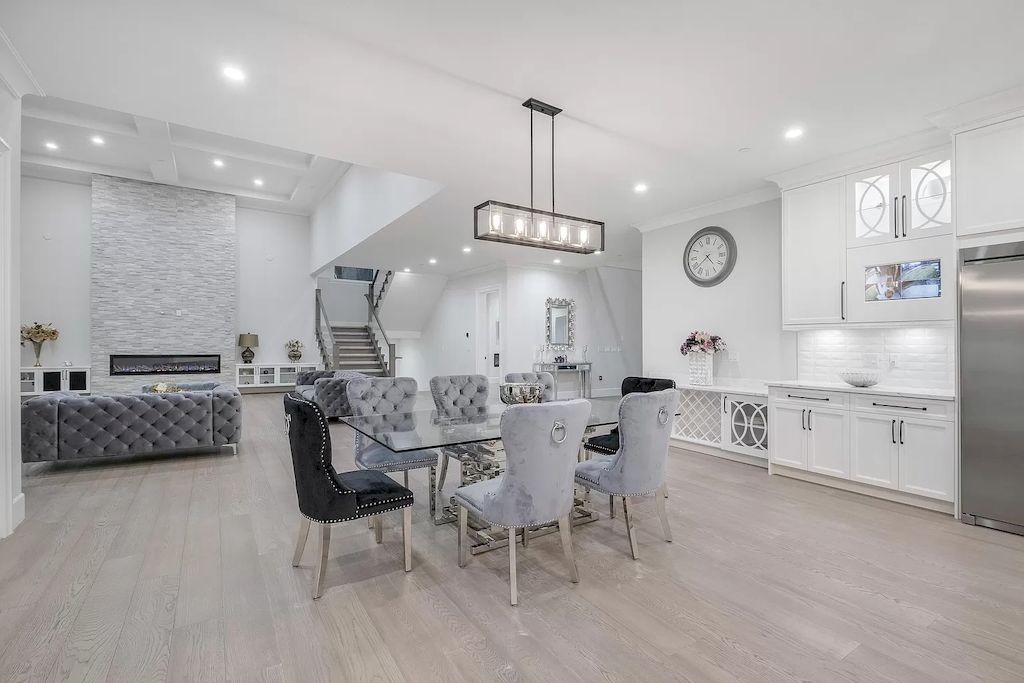 The House in Mission is a luxurious custom home on 3 private acres now available for sale. This home located at 29622 Dewdney Trunk Rd, Mission, BC V4S 1B6, Canada