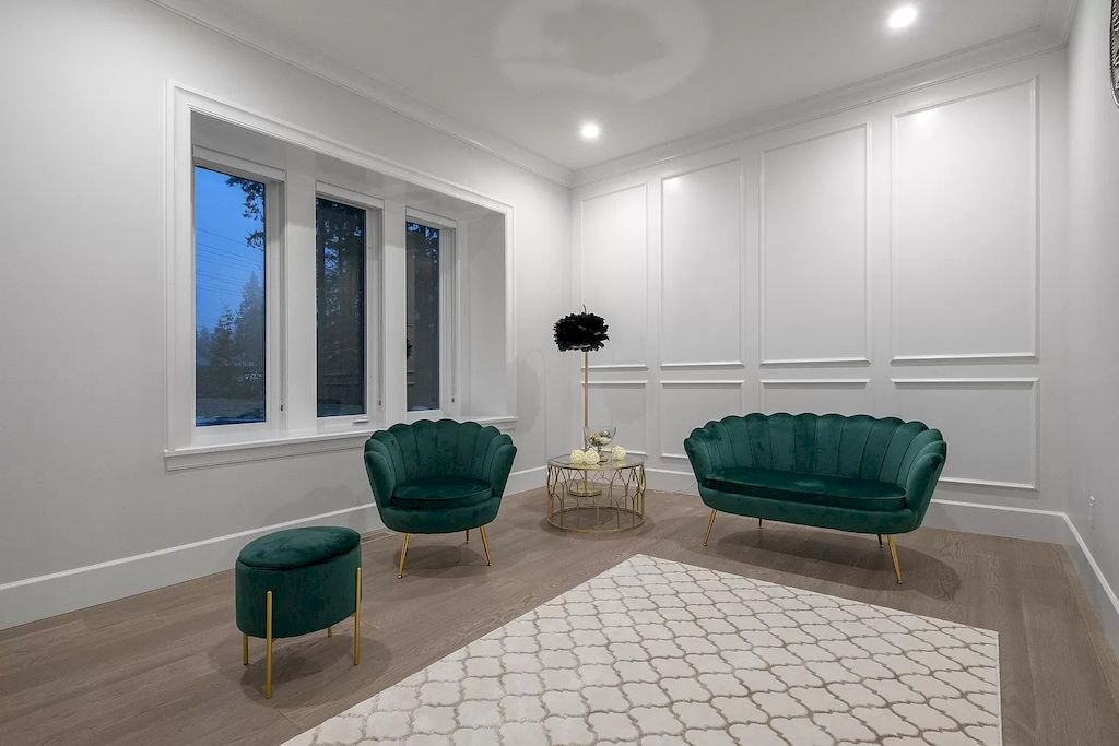 The House in Mission is a luxurious custom home on 3 private acres now available for sale. This home located at 29622 Dewdney Trunk Rd, Mission, BC V4S 1B6, Canada