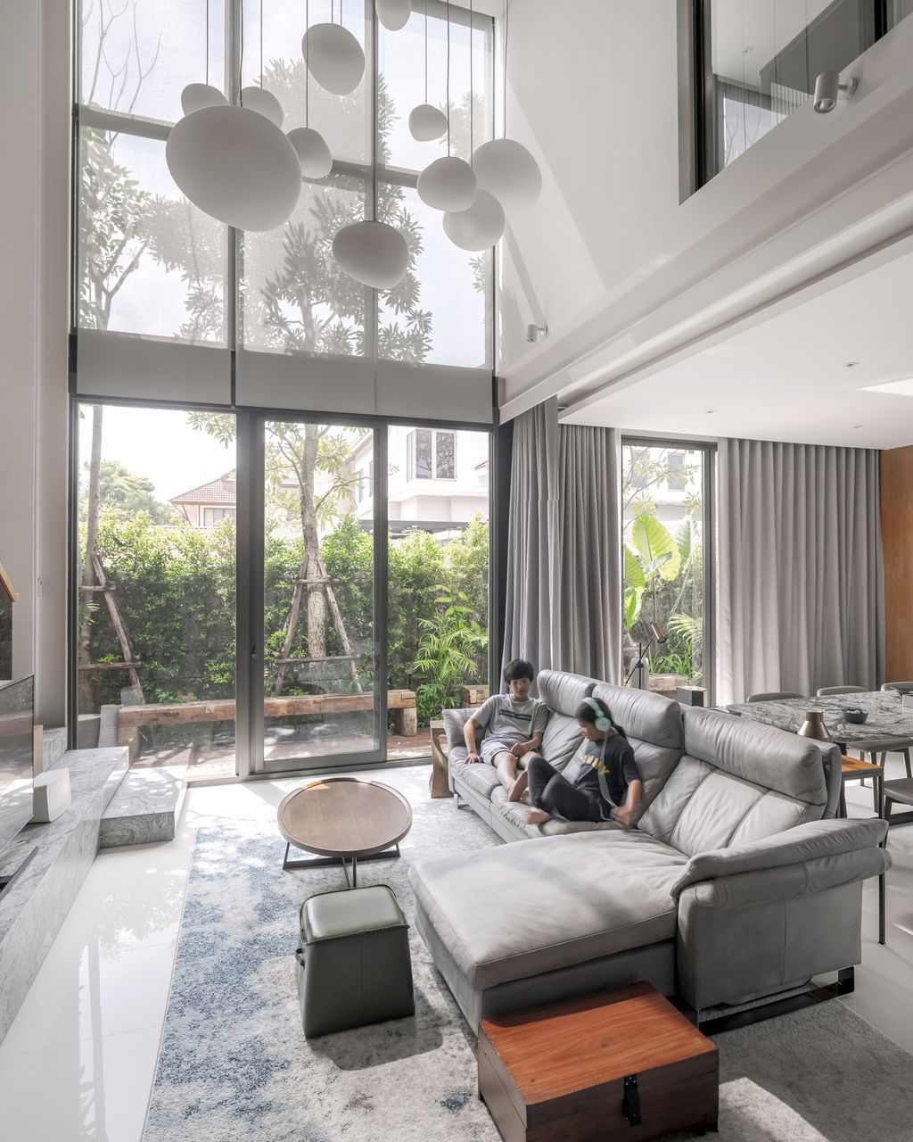 House Behide with Unique and Impressive Design by TOUCH Architect 13