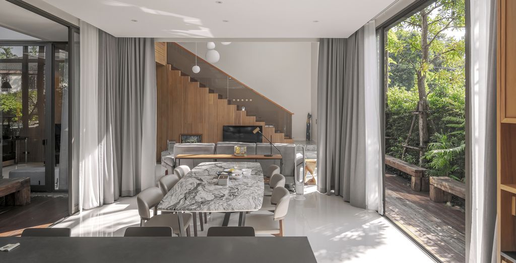House Behide with Unique and Impressive Design by TOUCH Architect 15