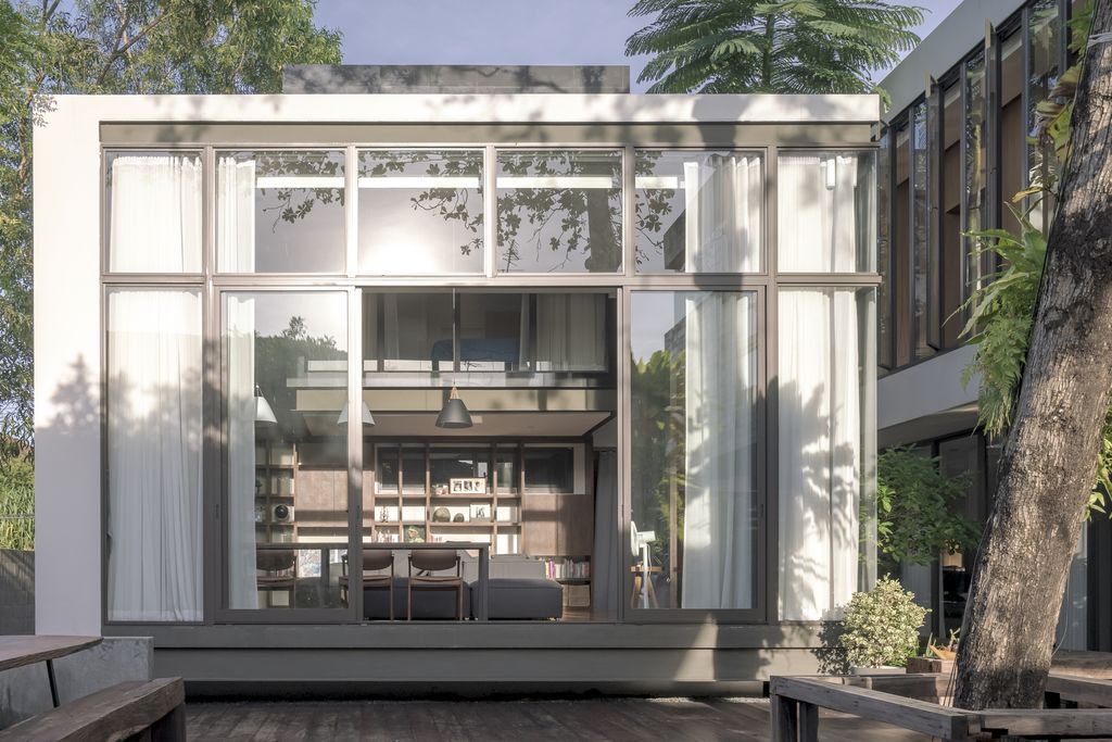 House Behide with Unique and Impressive Design by TOUCH Architect