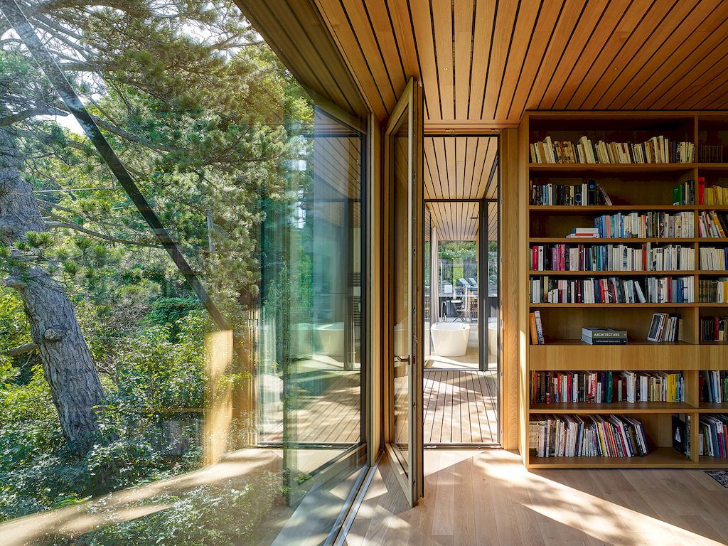House in the Vineyards by Dietrich Untertrifaller & Alexander Janowsky