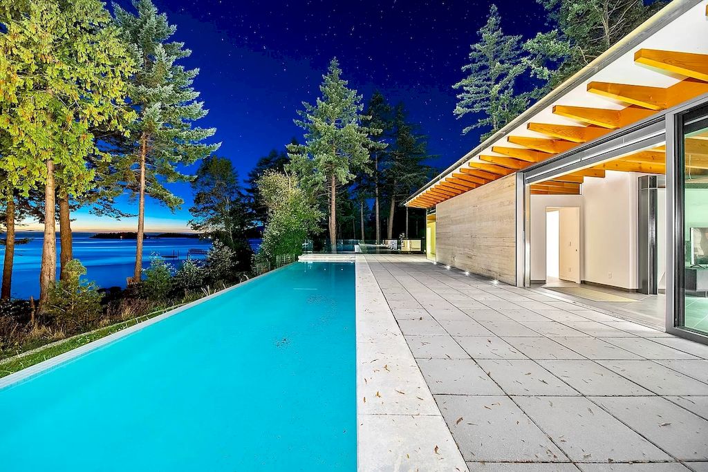 The House in Gulf Islands is renowned by architect, Paul Grant - dynamic interplay between indoors & outdoors now available for sale