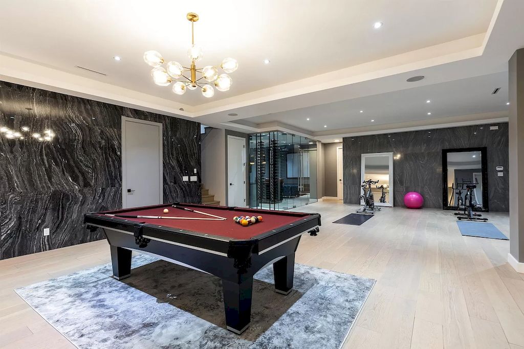 The House in North Vancouver is is the perfect blend of sophistication & comfort now available for sale. This home located at 976 Melbourne Ave, North Vancouver, BC V7R 1N9, Canada