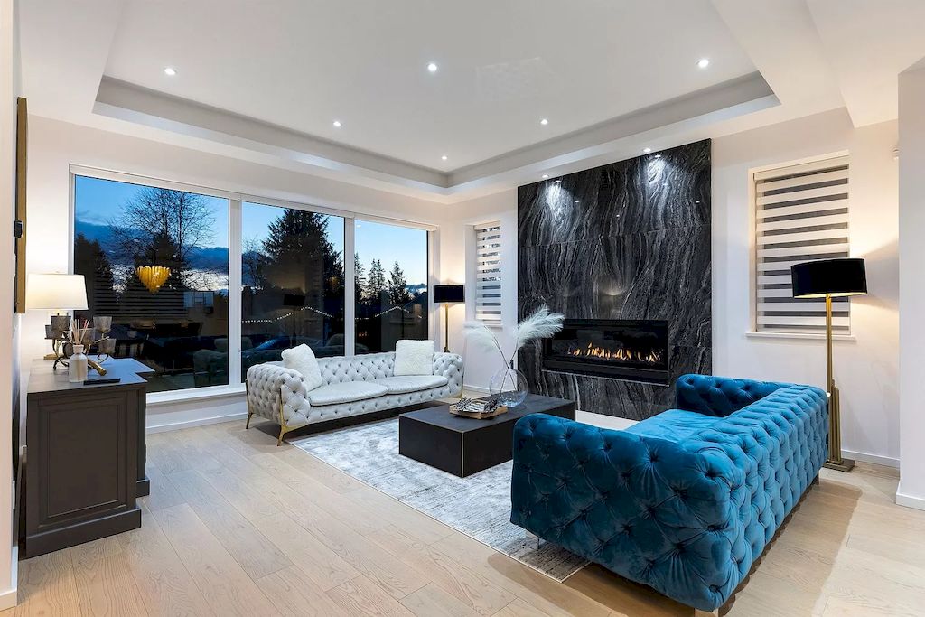 The House in North Vancouver is is the perfect blend of sophistication & comfort now available for sale. This home located at 976 Melbourne Ave, North Vancouver, BC V7R 1N9, Canada