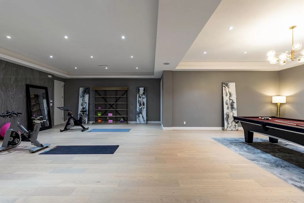 The House in North Vancouver is is the perfect blend of sophistication & comfort now available for sale. This home located at 976 Melbourne Ave, North Vancouver, BC V7R 1N9, Canada