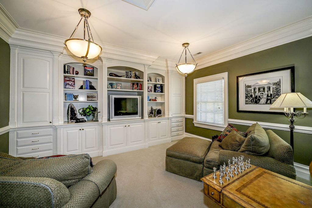The Home in Virginia is a luxurious home offering an impeccably outfitted and maintained compound for private and secure living now available for sale. This home located at 741 Woodlands Rd, Charlottesville, Virginia; offering 07 bedrooms and 08 bathrooms with 16,400 square feet of living spaces. 
