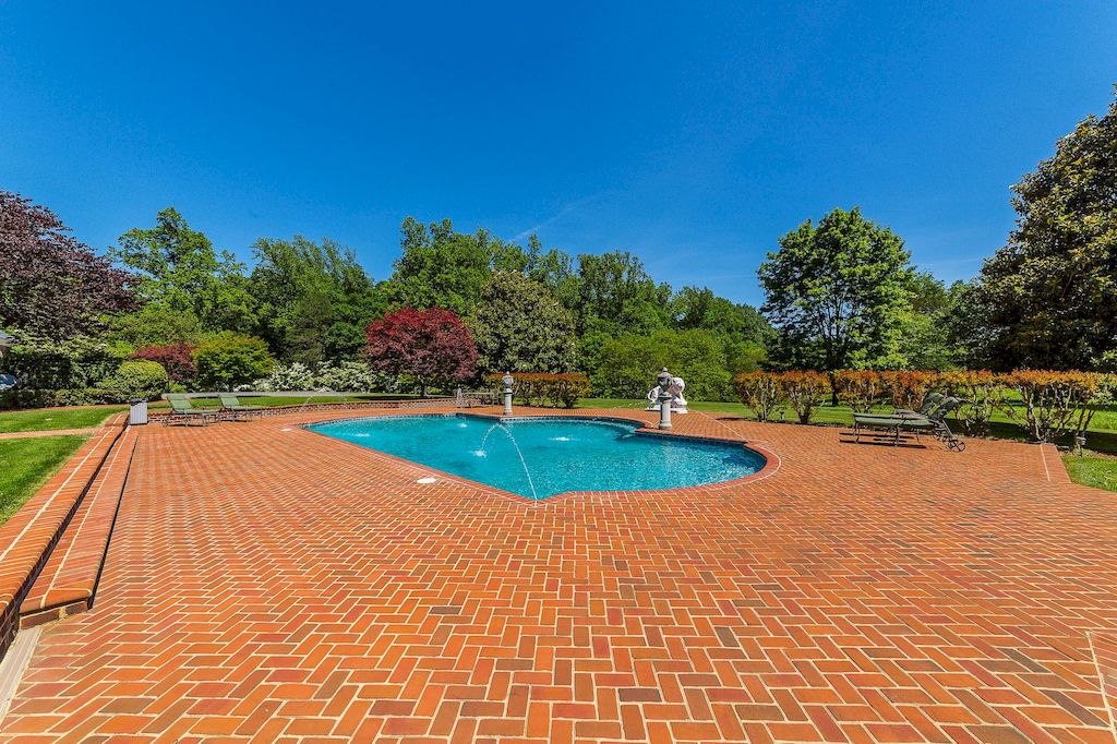 The Home in Virginia is a luxurious home offering an impeccably outfitted and maintained compound for private and secure living now available for sale. This home located at 741 Woodlands Rd, Charlottesville, Virginia; offering 07 bedrooms and 08 bathrooms with 16,400 square feet of living spaces. 