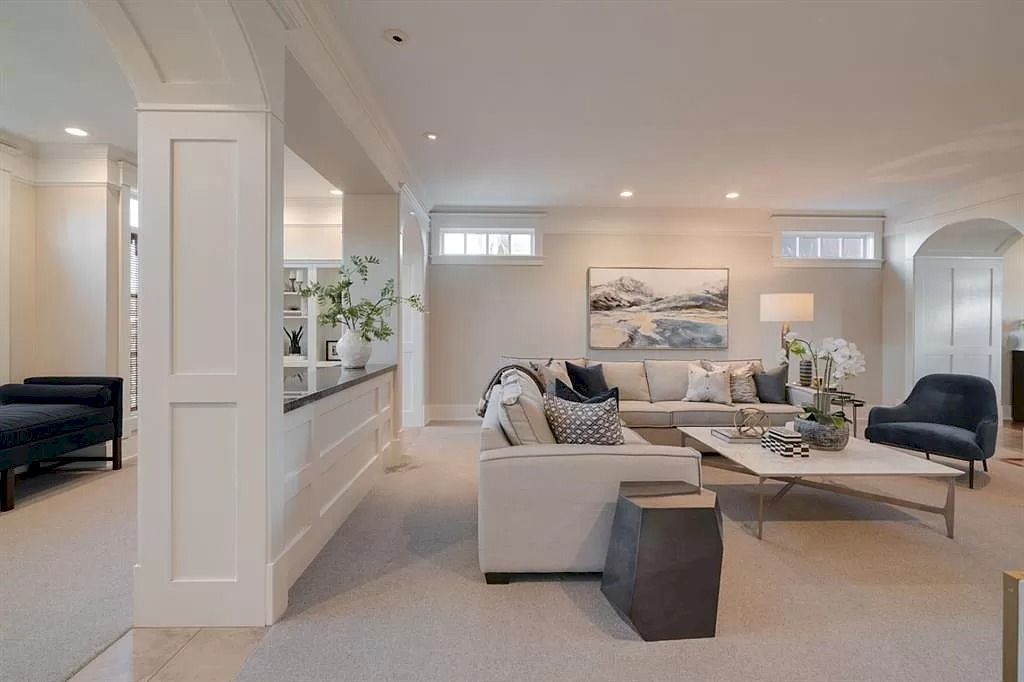 The Outstanding Traditional Home in Alberta is ideally located close to the excellent schools, parks, shopping, public transit & is just minutes to the downtown core now available for sale