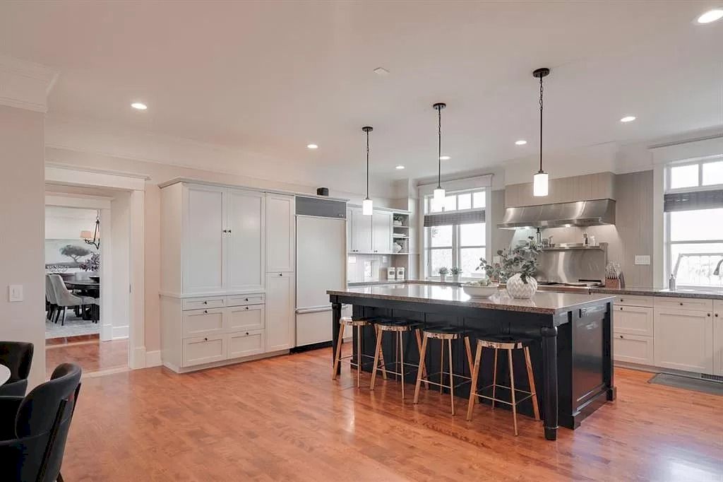 The Outstanding Traditional Home in Alberta is ideally located close to the excellent schools, parks, shopping, public transit & is just minutes to the downtown core now available for sale