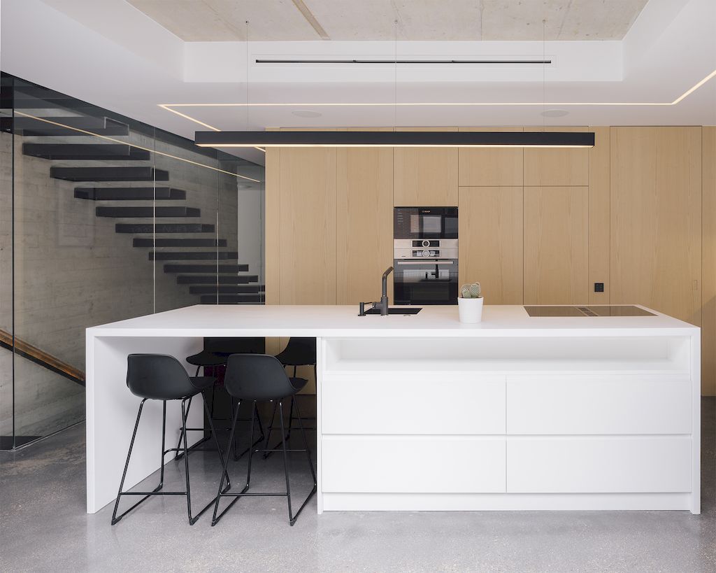 PMC House an Elegant Three story Home in Spain by EXarchitects 13