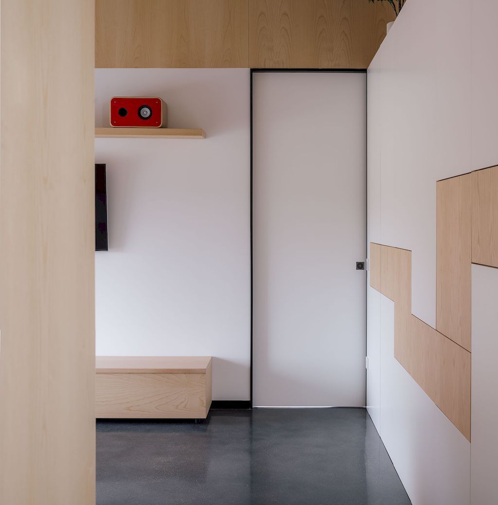 PMC House an Elegant Three story Home in Spain by EXarchitects 21