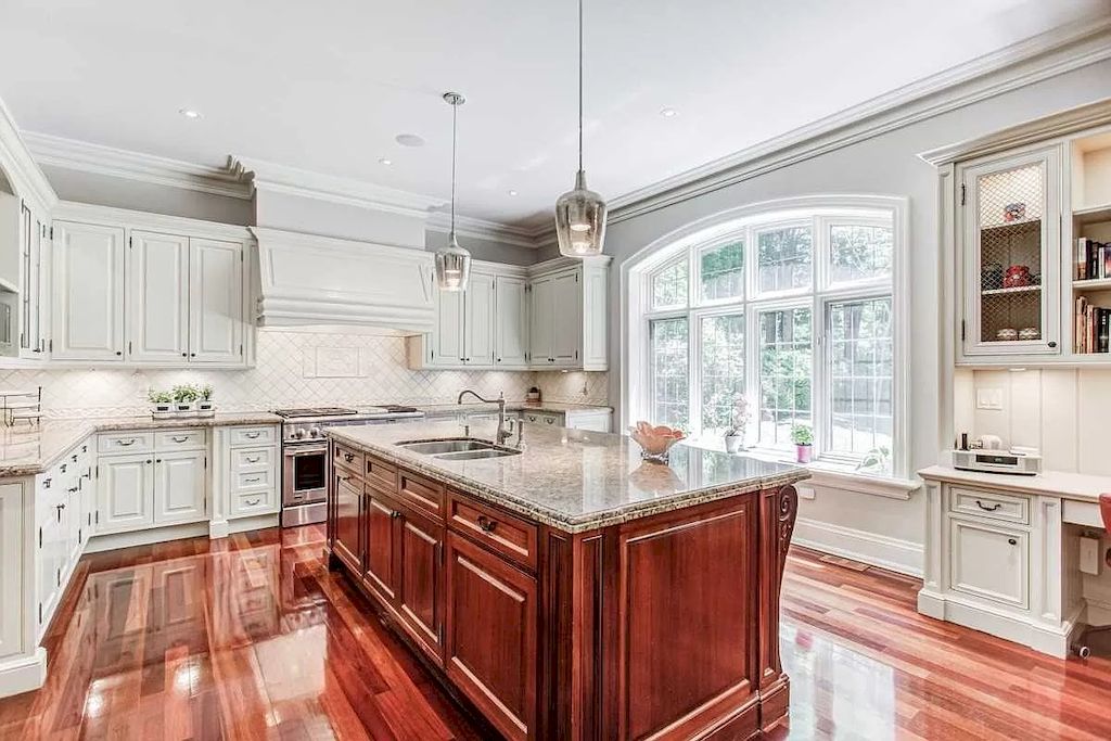 The House in Ontario provides the opulence and space for grand-scale entertaining now available for sale. This home located at 3 Knightswood Rd, Toronto, ON M4N 2G9, Canada
